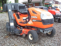  KUBOTA T1670, filtry silnika i hydrauliczne